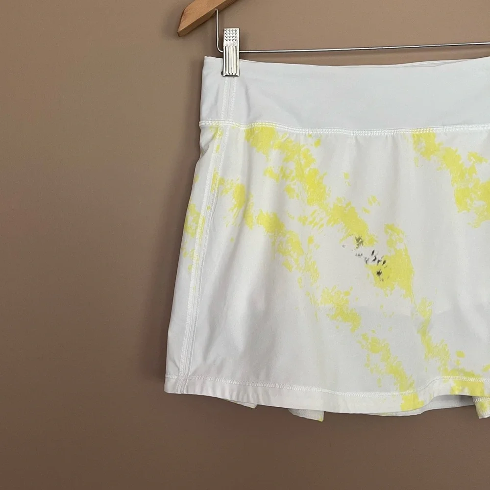 {Lululemon} Pace Rival Mid-Rise Skirt Long in Cross Court Wash Electric Lemon